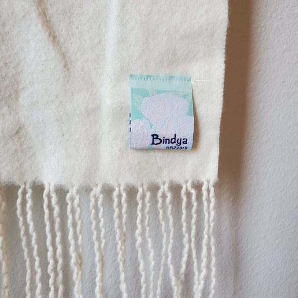 Bindya New York Cream Cashmere Wrap - Picture 4 of 13